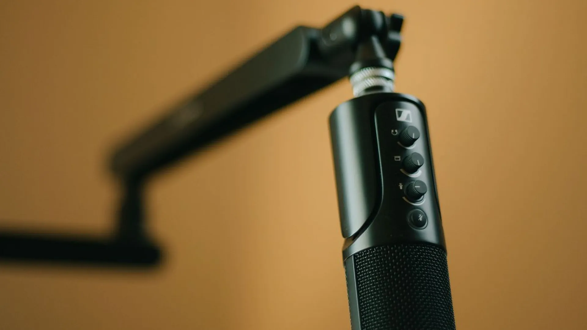 AI Voice Translator App: 7 Best Picks for 2026 - illustration